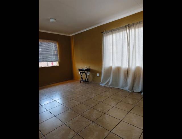 3 BEDROOM HOUSE FOR SALE IN WATERKLOOF